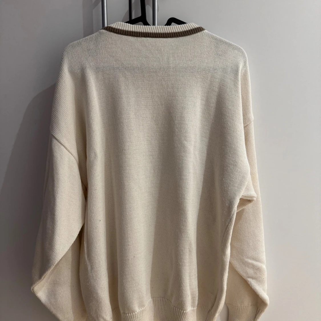 Vit stickad tröja från Intact - 1