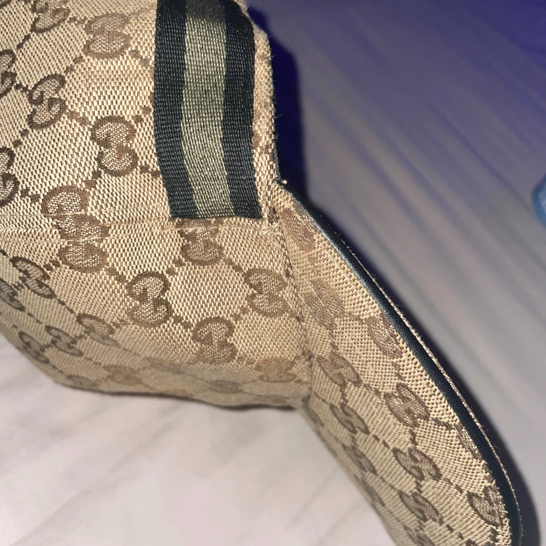 Beige Gucci keps med GG-mönster - 1