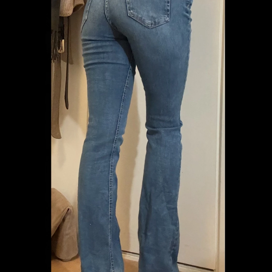 Blå bootcut jeans från ONLY, stl 32 - 2
