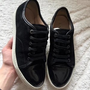 Lanvin Cap Toe Navy - Nypris 5000kr! Fint skick! Uk7=42