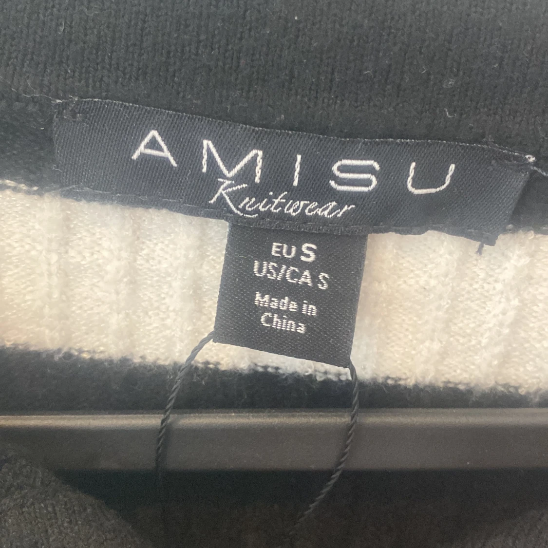 Randig kofta från Amisu med gulddetaljer - 2