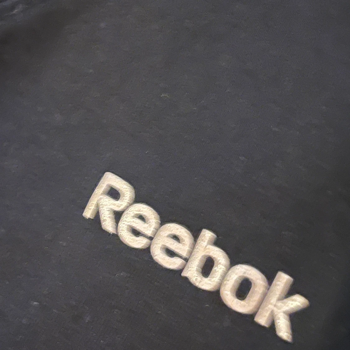 Svart ärmlös träningstopp från Reebok - 2