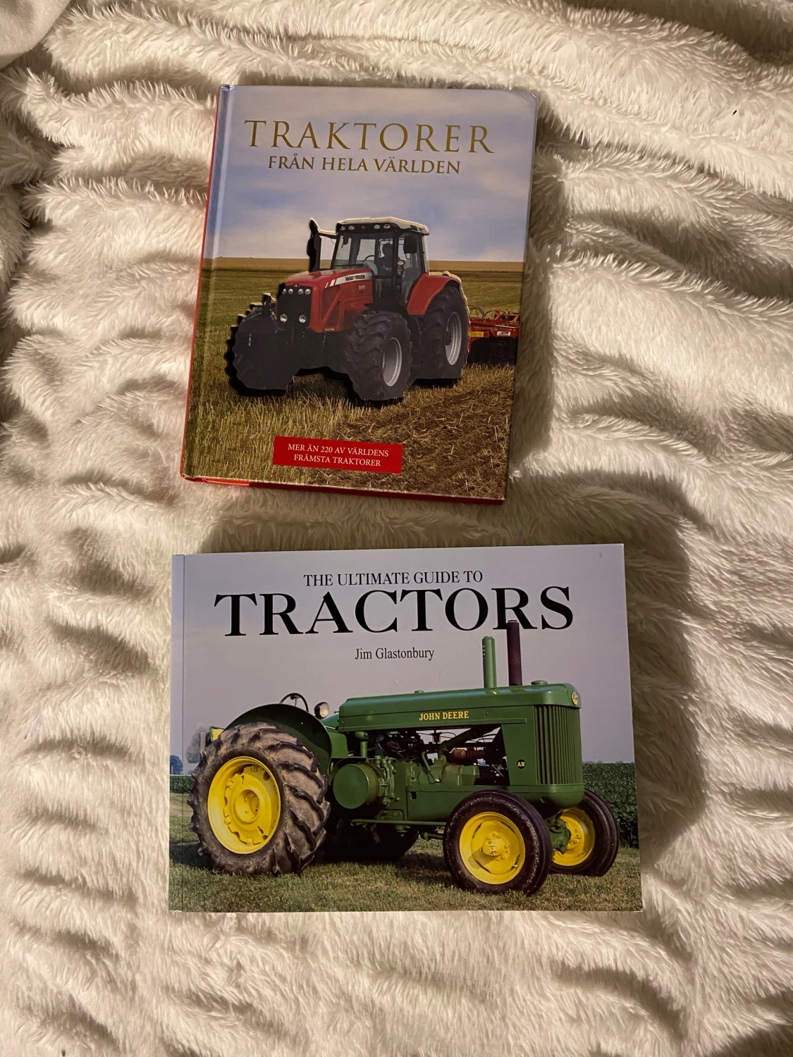 Traktorer från hela världen / The Ultimate Guide to Tractors