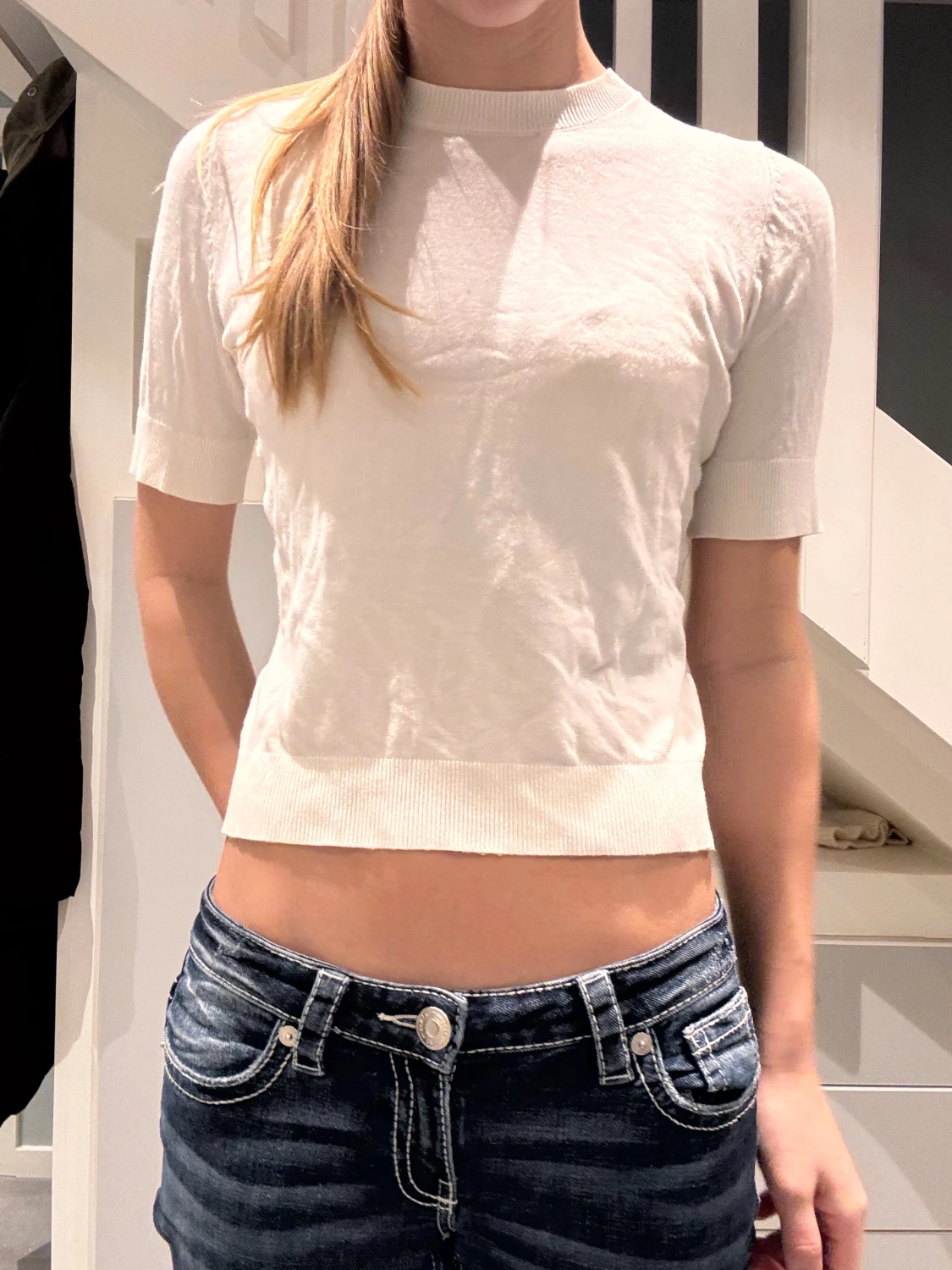 Vit croppad stickad topp