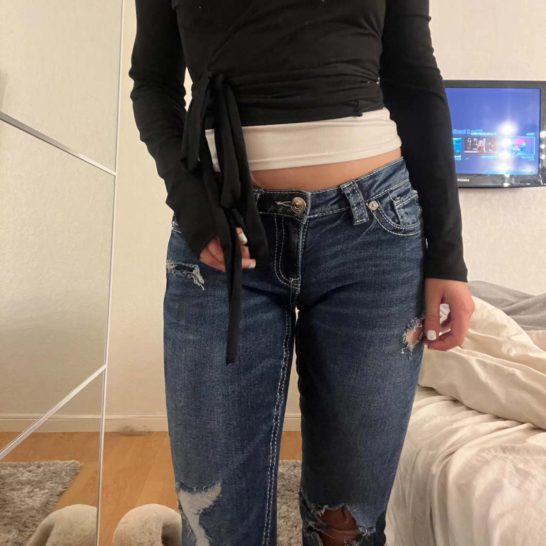 Lågmidiande bootcut jeans