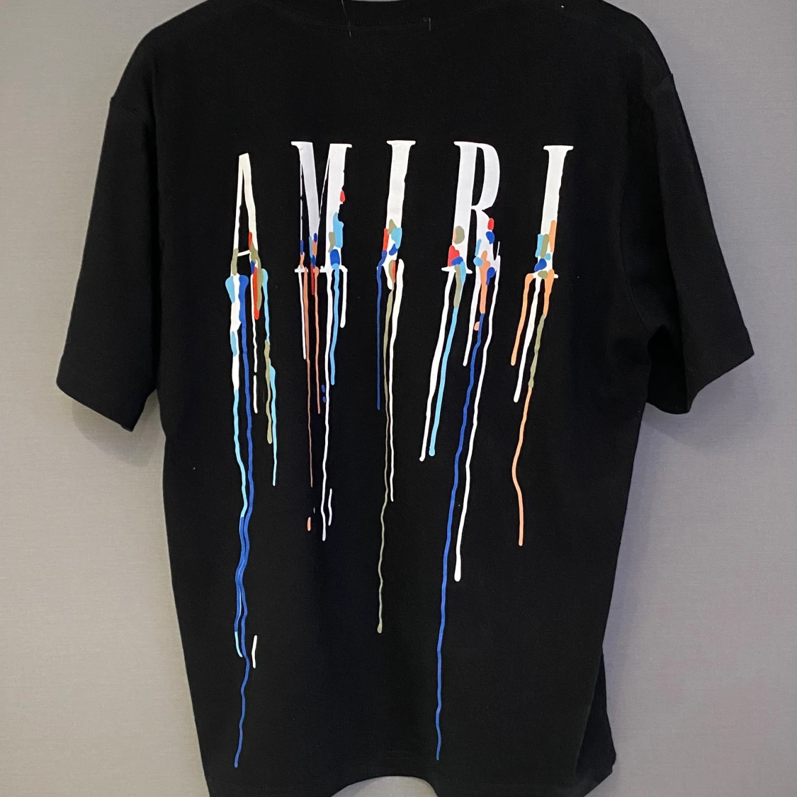 Svart AMIRI t-shirt med färgstänk