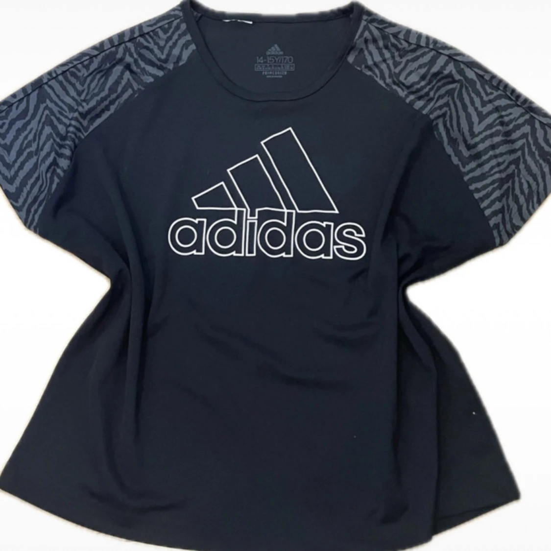 Svart Adidas t-shirt - 3