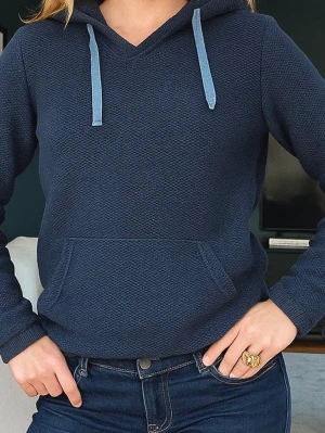 Mörkblå hoodie - sååå fin hoodie 🦋funkar till afterski