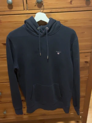 Gant hoodie  - Bra skick