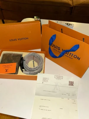 Bälte och plånbok  - Fint bälte och få plånboken på köp 