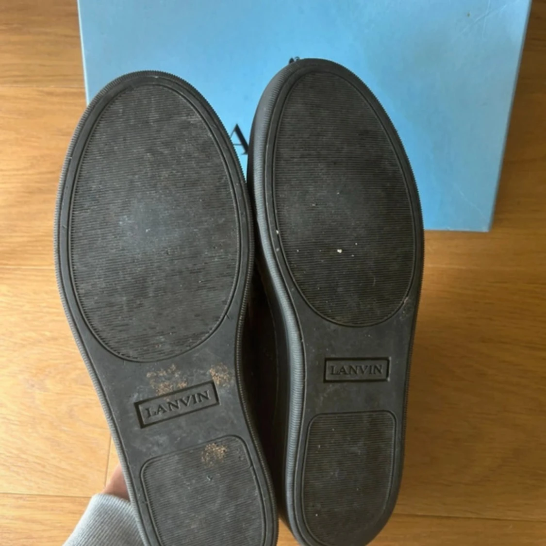 Grå Lanvins i mocka - 1
