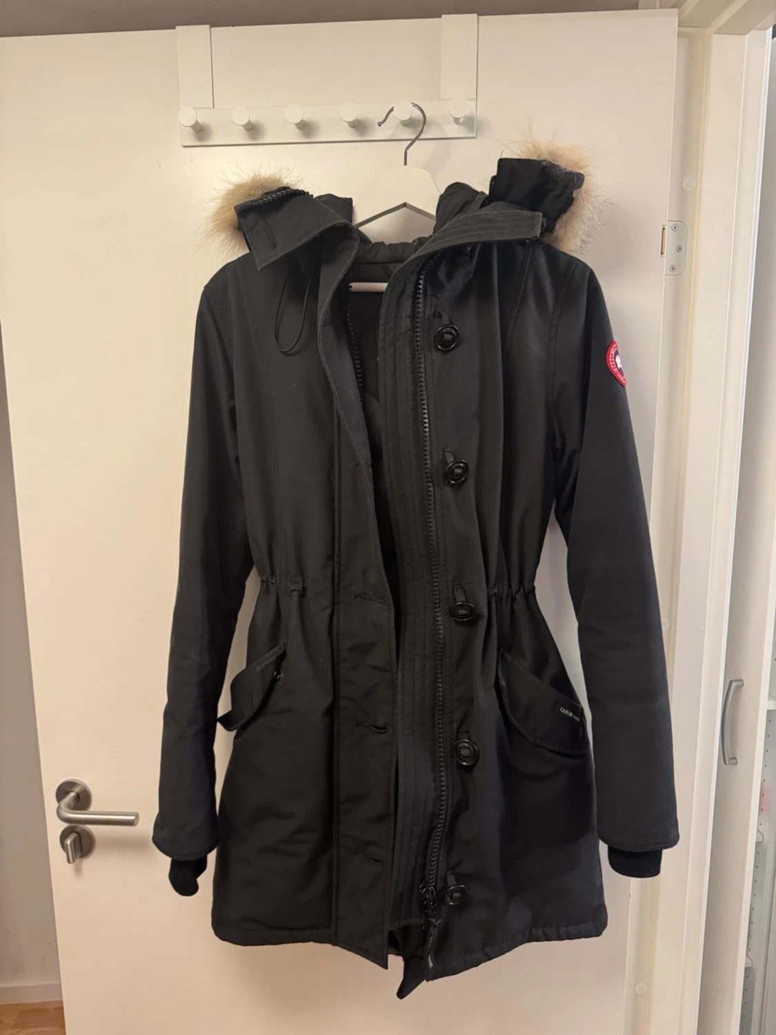 Svart parkas från Canada Goose - 1