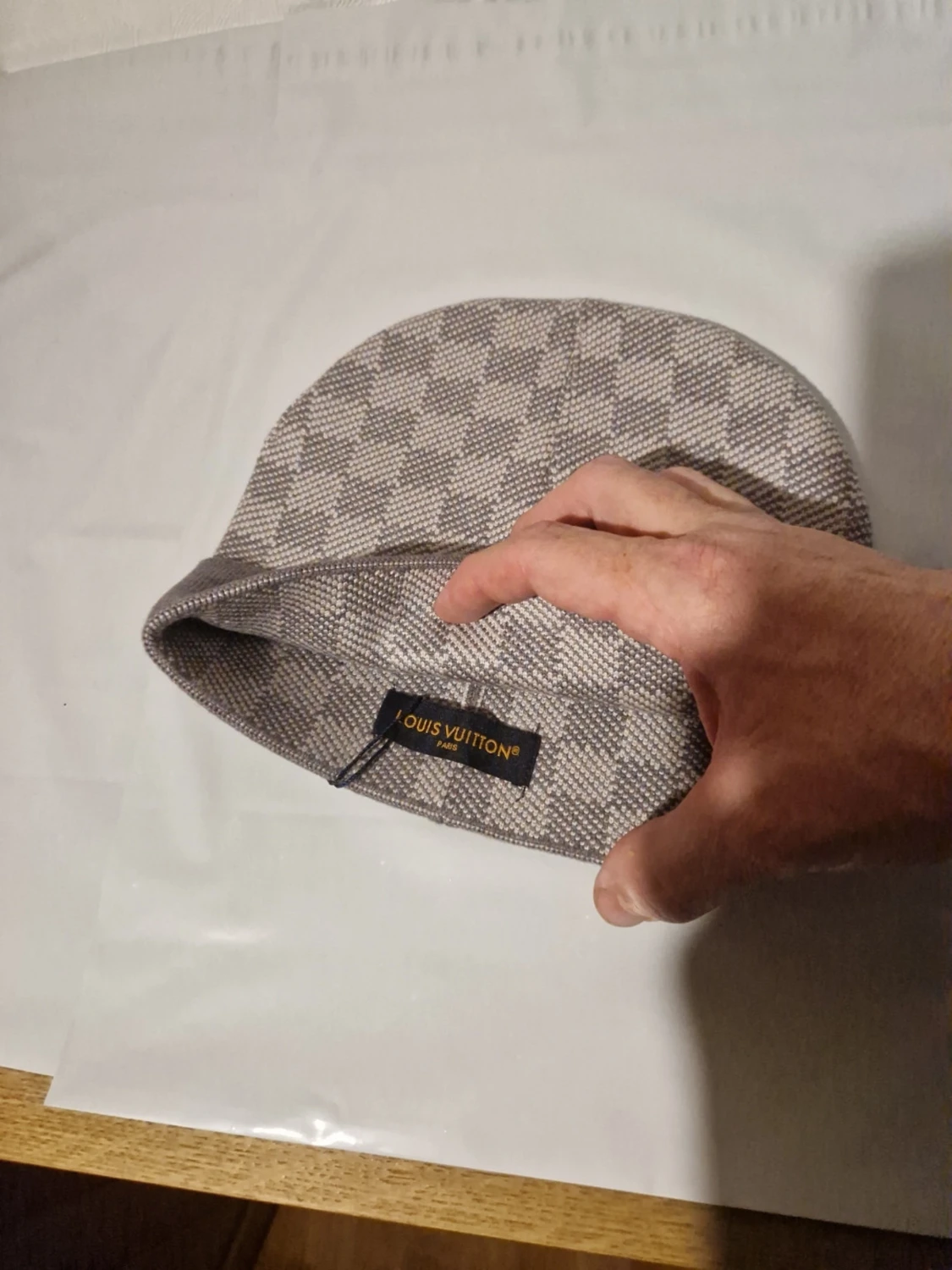 Rutig Louis Vuitton mössa i ullmix - 1