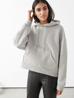 Grå hoodie  - Säljer denna snygga grå hoodie från & Other Stories!