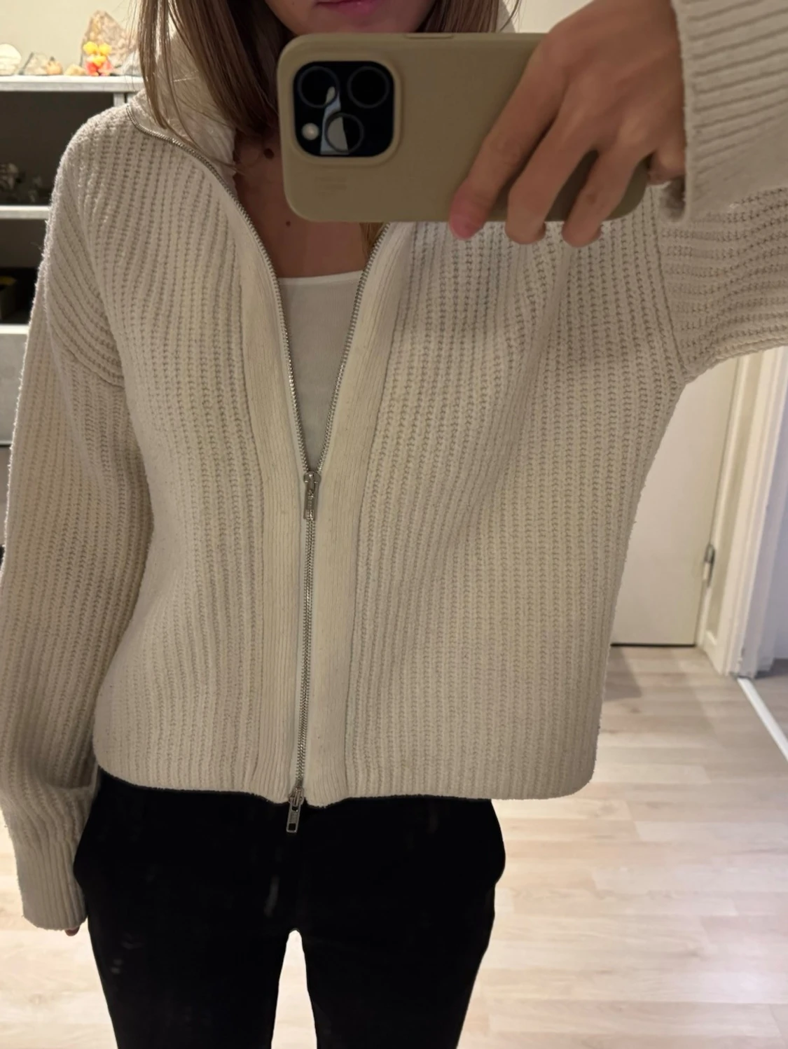 Vit helzip kofta från Bik Bok - 1