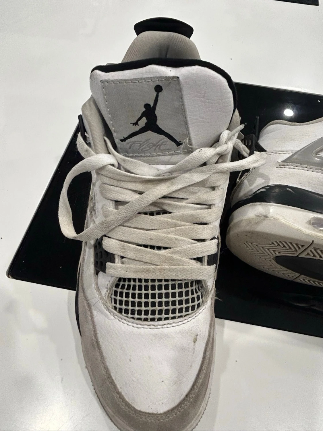 Nike Air Jordan 4 Retro Vit/Svart - 1