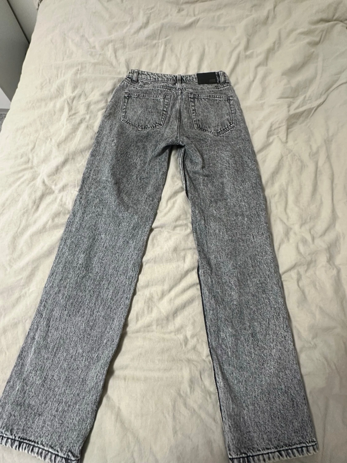 Grå straight jeans - 1