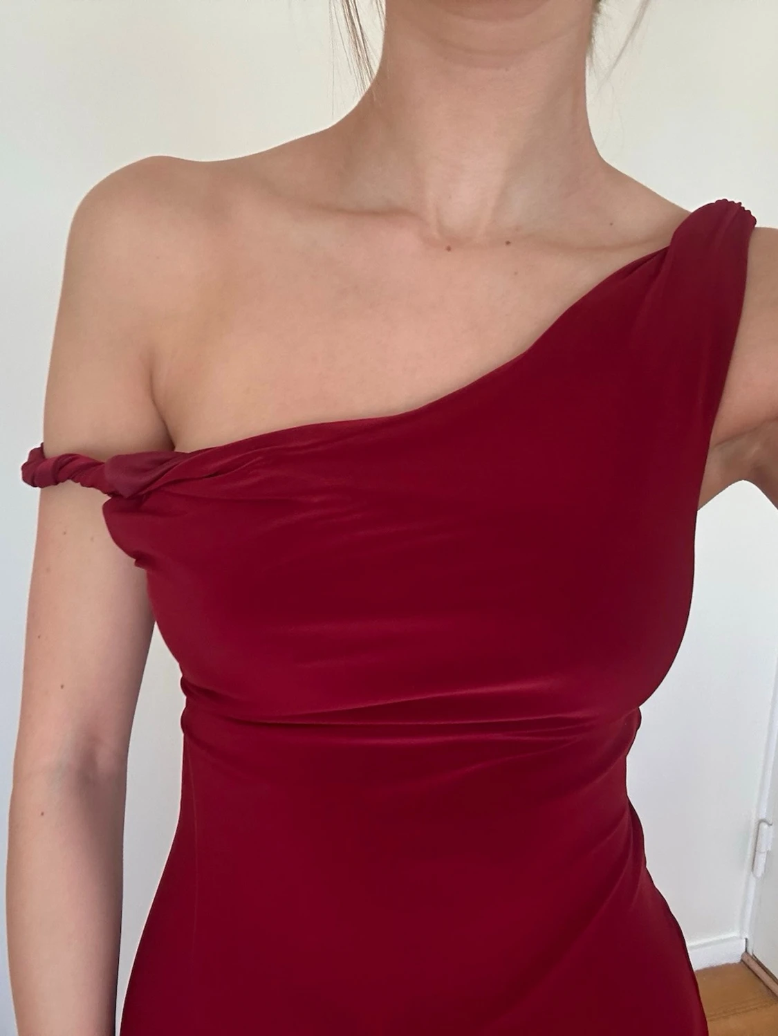 Vinröd långklänning - 1