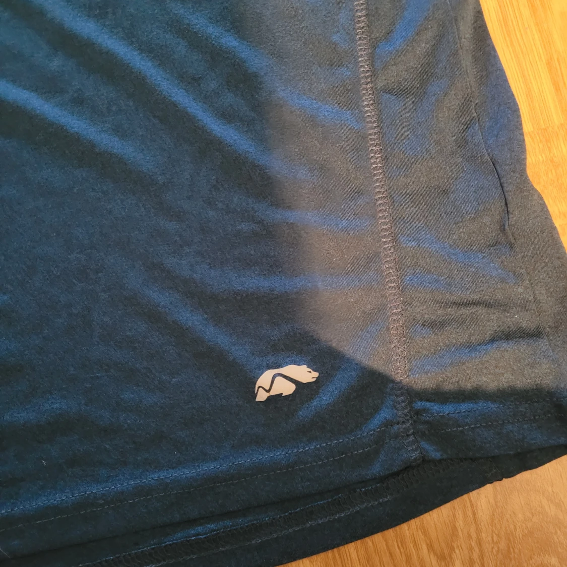 Blå träningsshirt från Karhu - 3