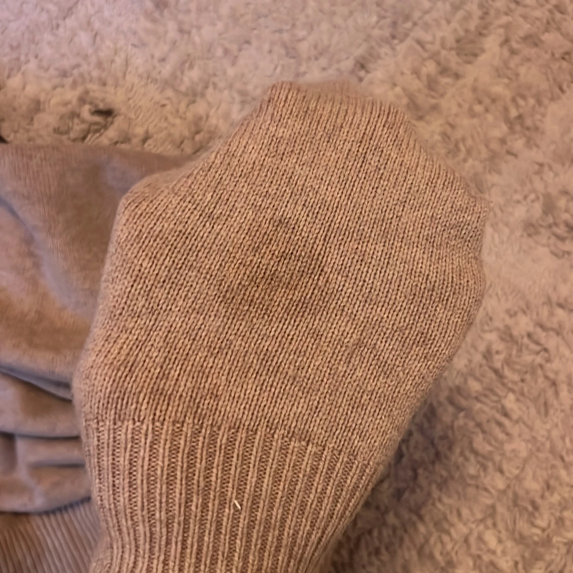 Beige stickad tröja från East West - 3