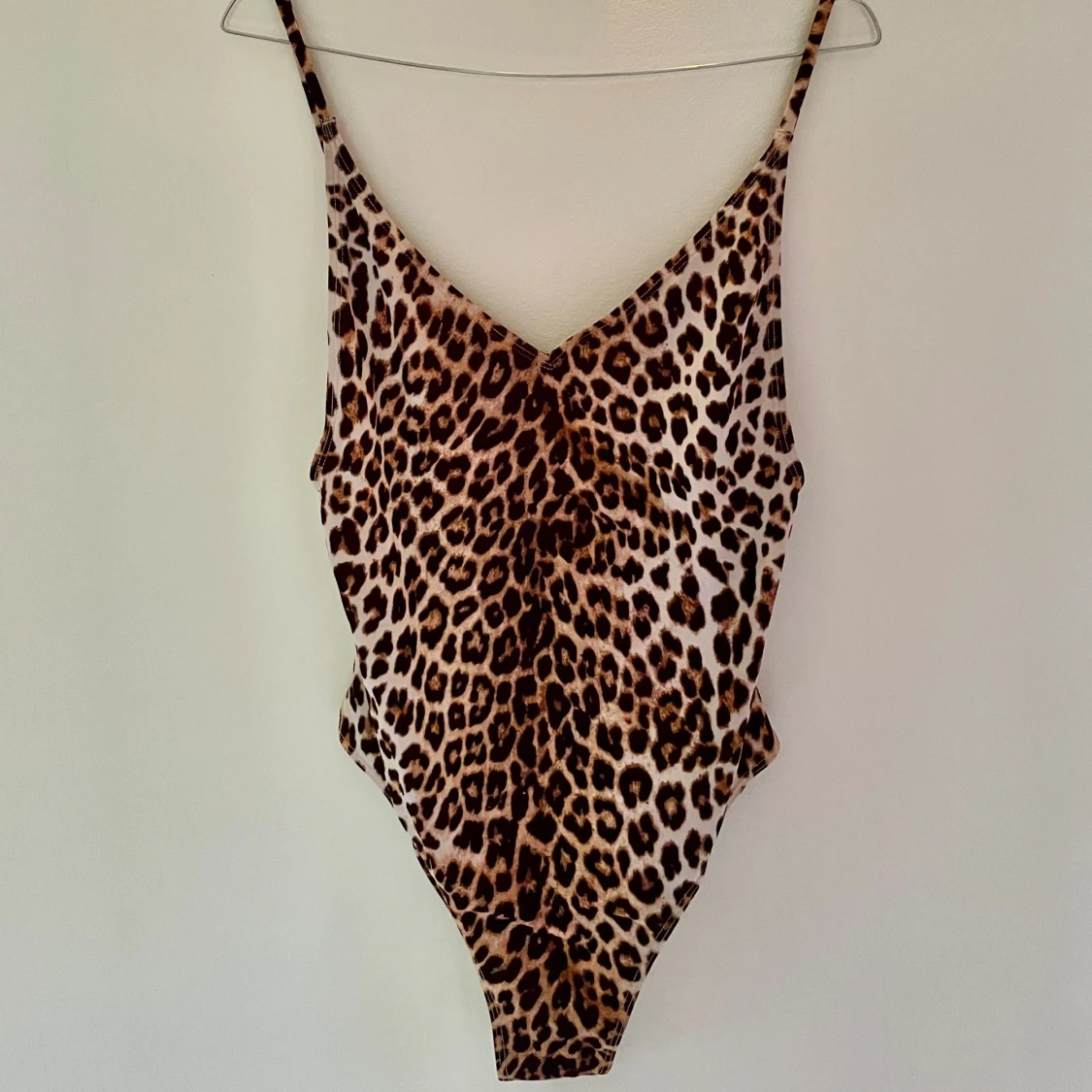 Leopardmönstrad body/baddräkt