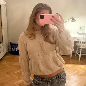 Söt stickad tröja - Så gullig ljus rosa stickad tröja!💓💓