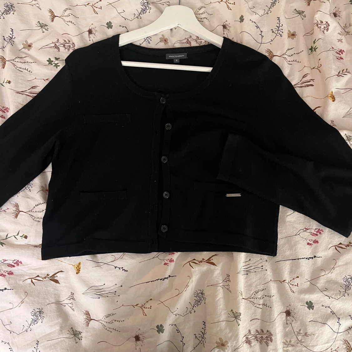 Svart kofta från Freequent, S