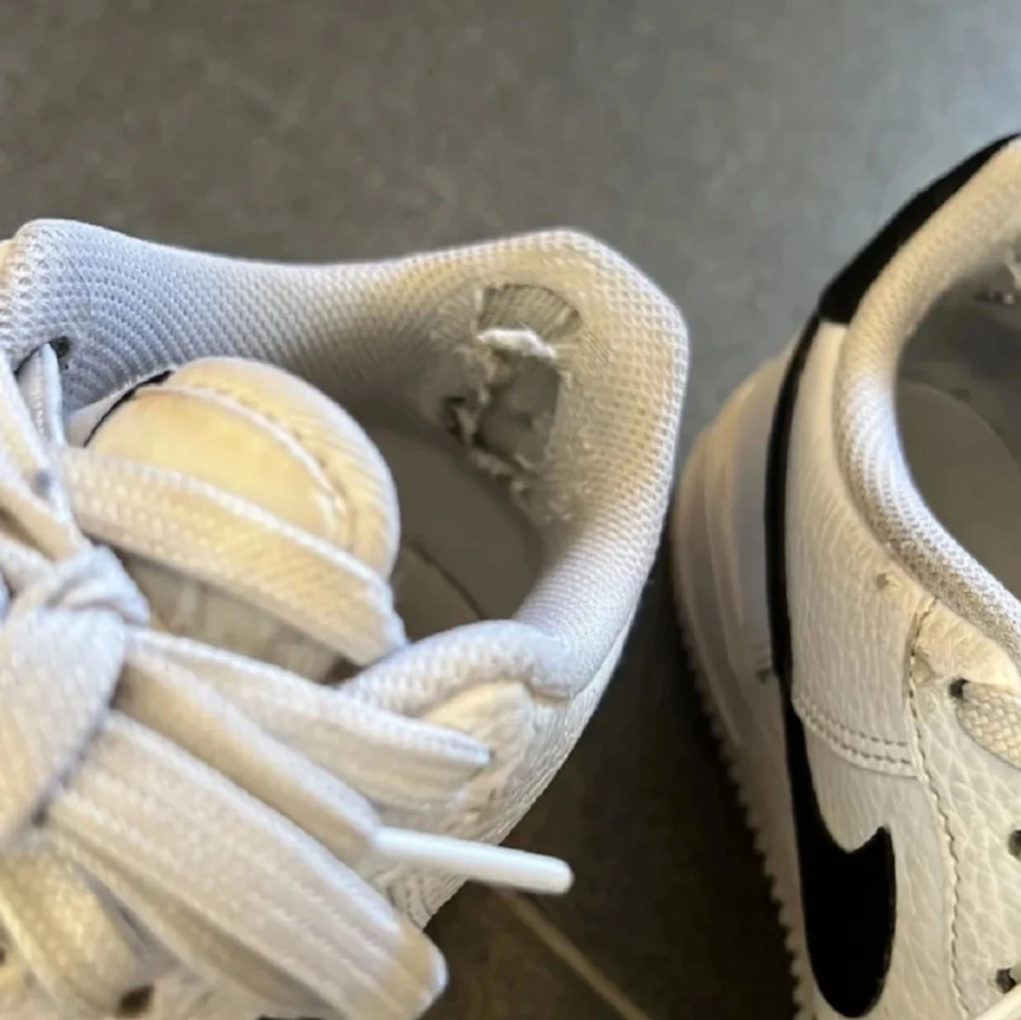 Vita Nike air force skor - 2