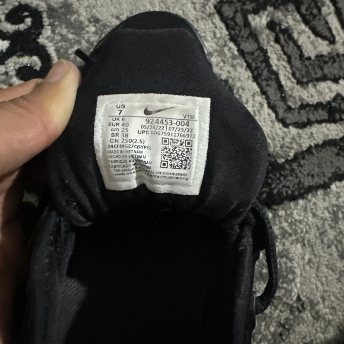 Nike Air Vapormax Plus - 3