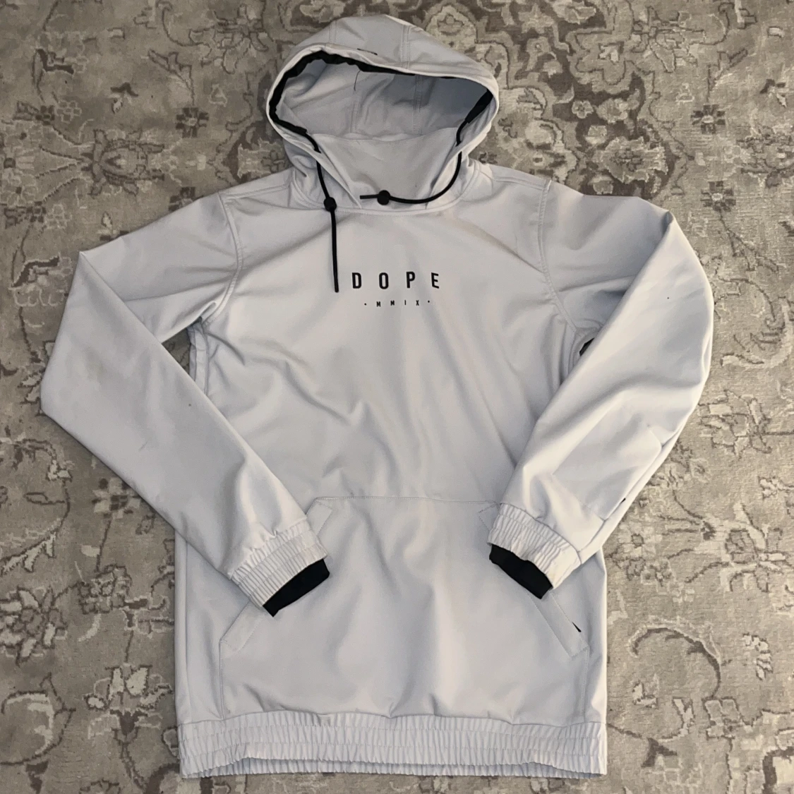 Ljusgrå skidjacka/vindjacka från Dope