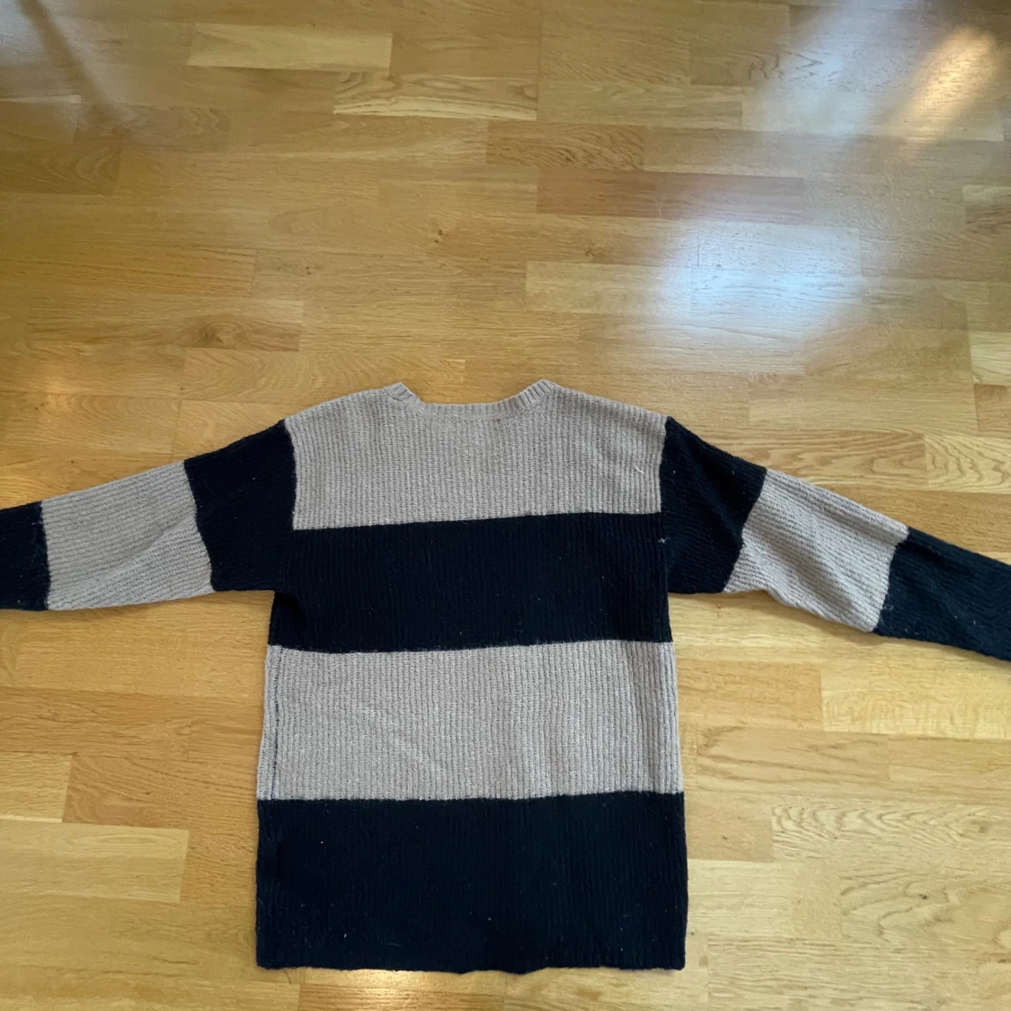 Randig stickad tröja från 157 - 1