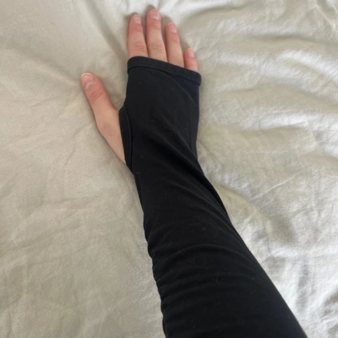 Svart croppad långärmad Gymshark tröja - 4