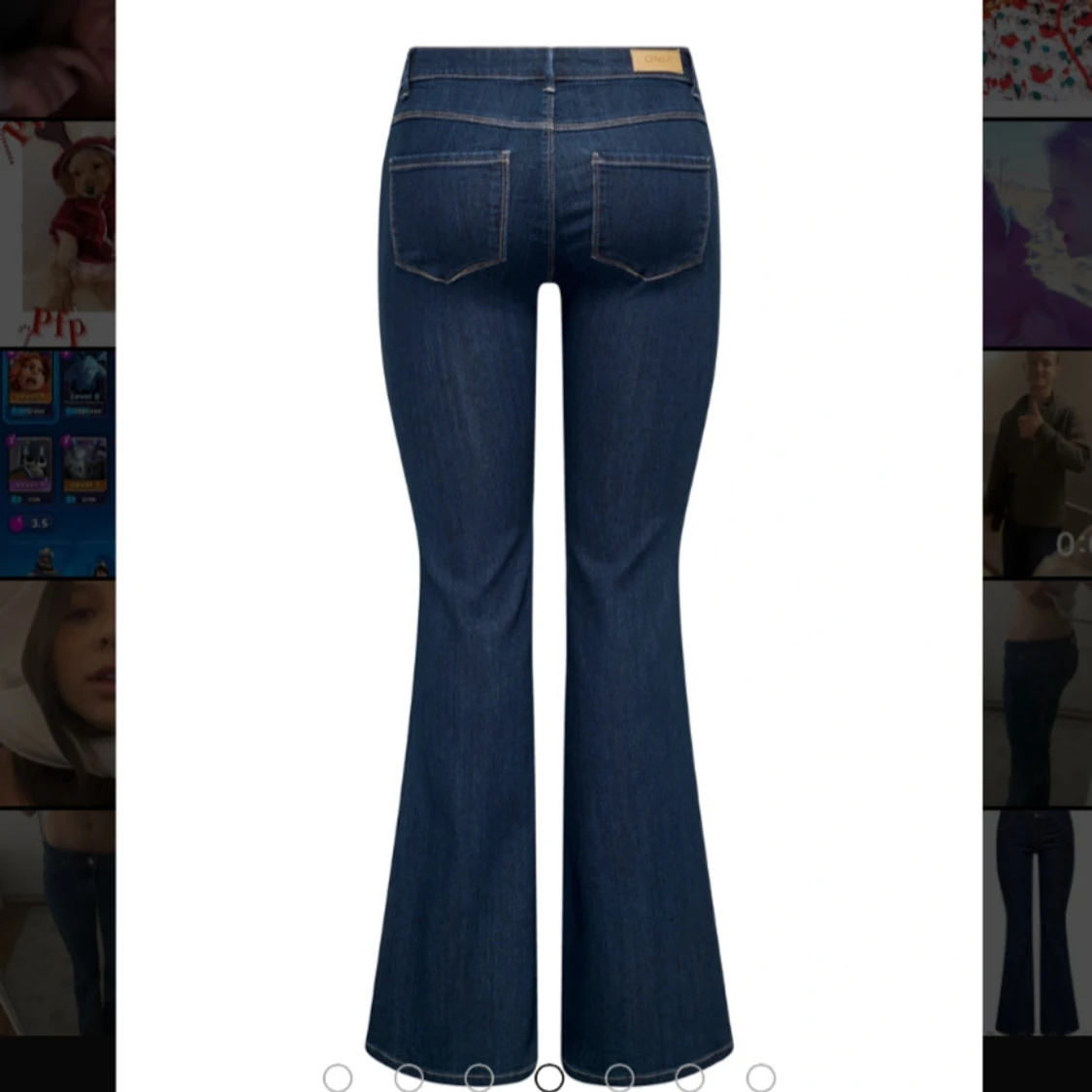 Mörkblå bootcut jeans med låg midja