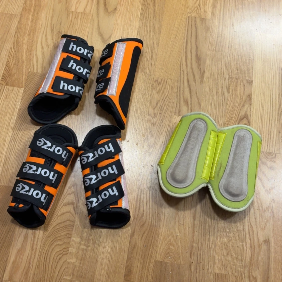 Reflex täcke gul och orange + benskydd  - 2