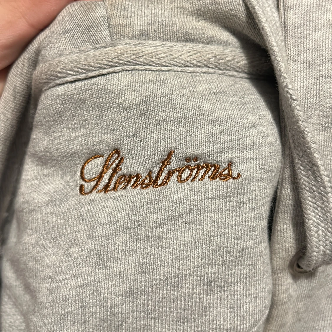 Grå hoodie från Stenströms - 3