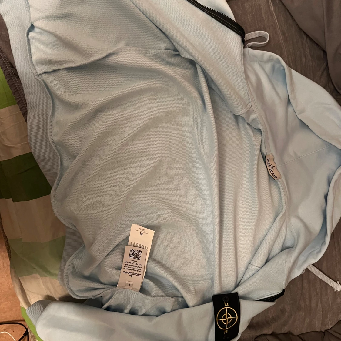 Stone island zip hoodie - 1