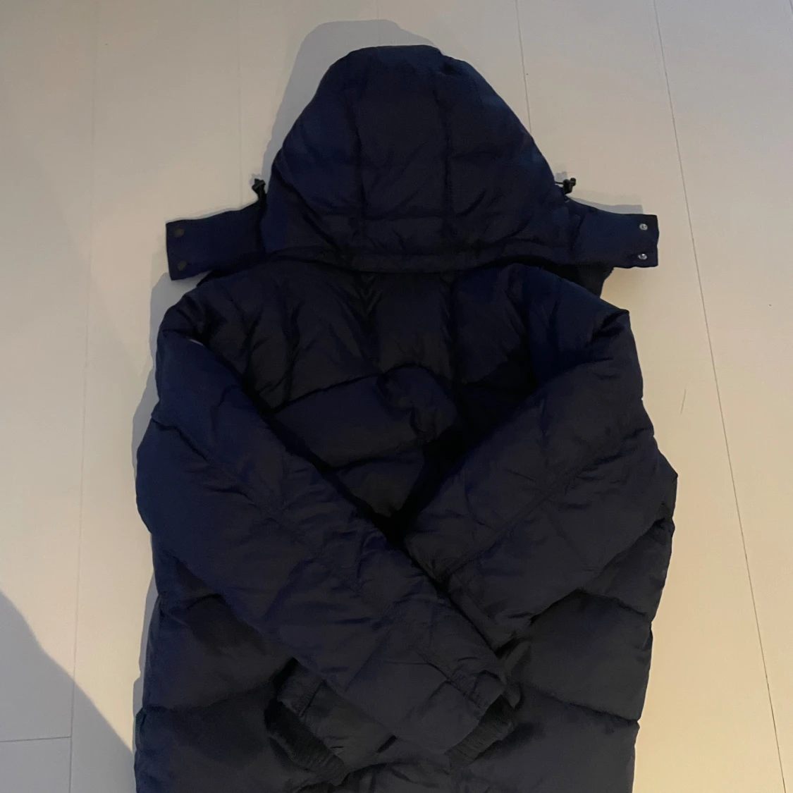 Mörkblå pufferjacka Tommy Hilfiger  - 1