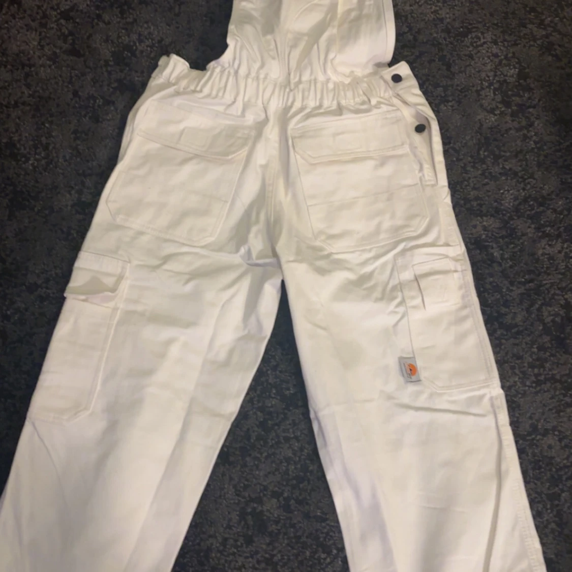 Vita hängselbyxor - 1