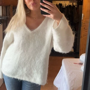 Mohair tröja - Säljer min jättefina mohair tröja från hm som är slutsåld