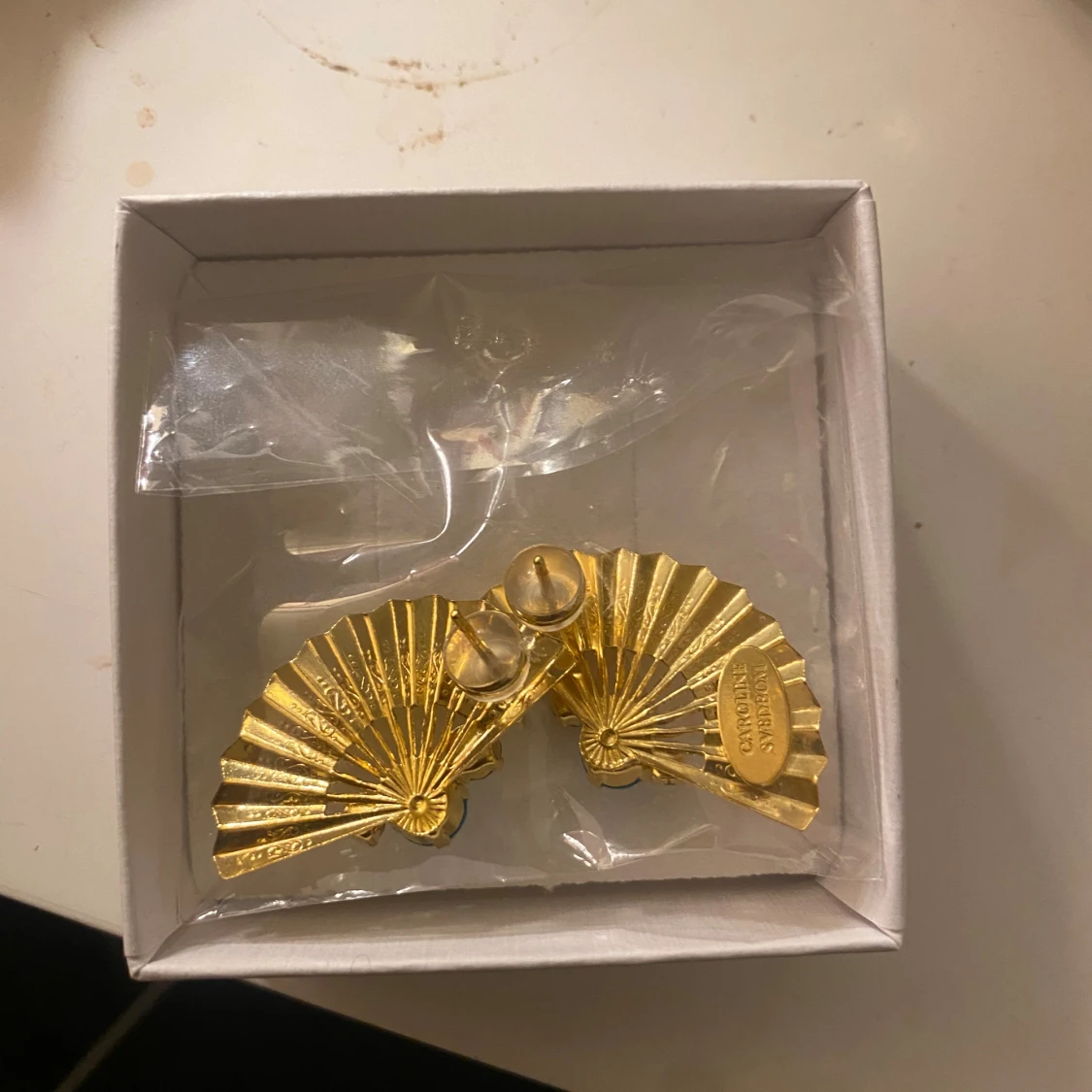 Guldörhängen med blå stenar Caroline Svedbom - 2