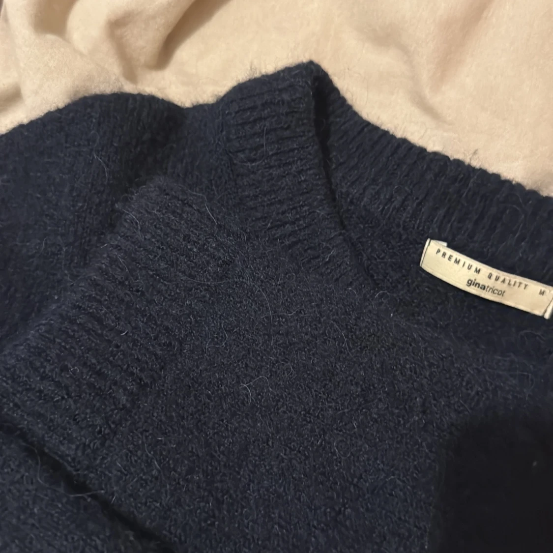 Mörkblå stickad tröja Gina Tricot - 2