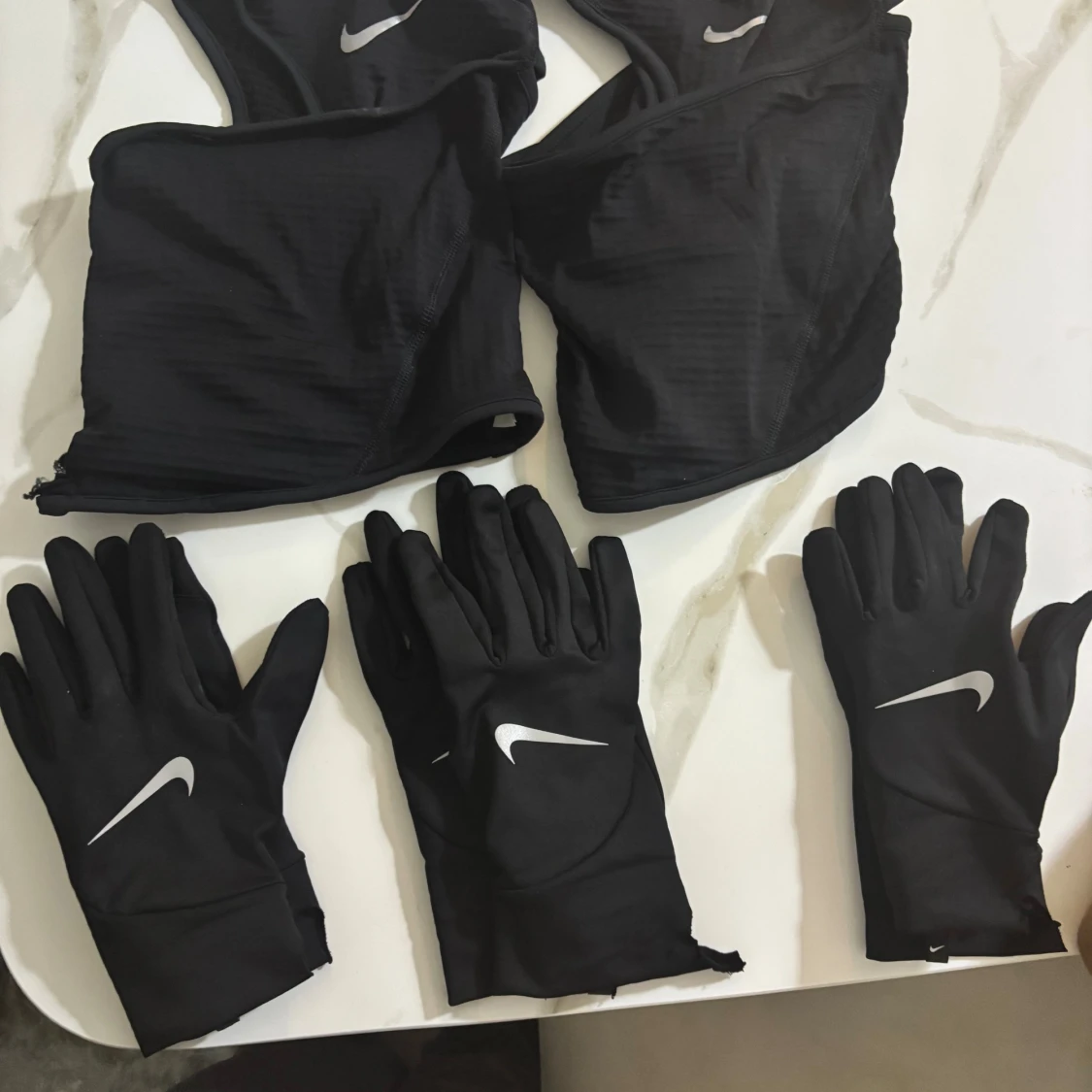 Svarta Nike löparhandskar