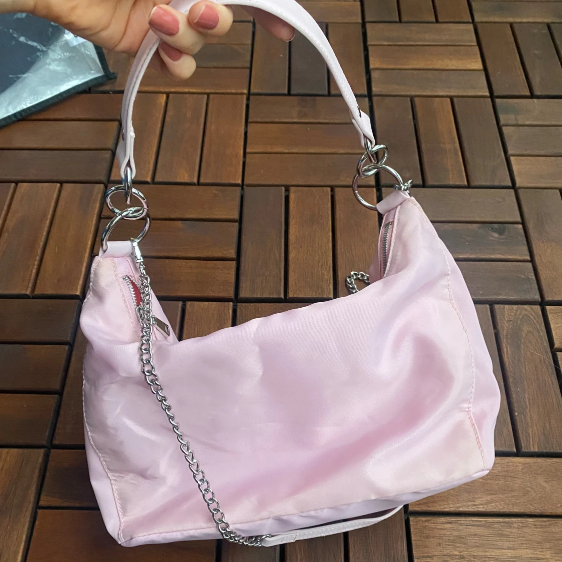 OANVÄND ä axelväska med kedja