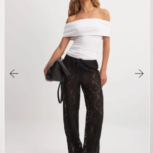 Off shoulder topp - Säljer denna jättefina topp!💗