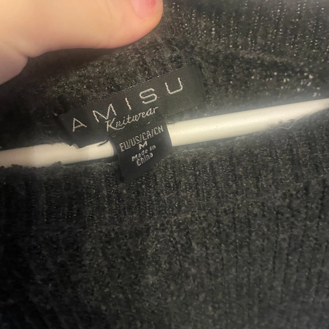 Mörkgrå stickad tröja med pärlor Amisu - 2