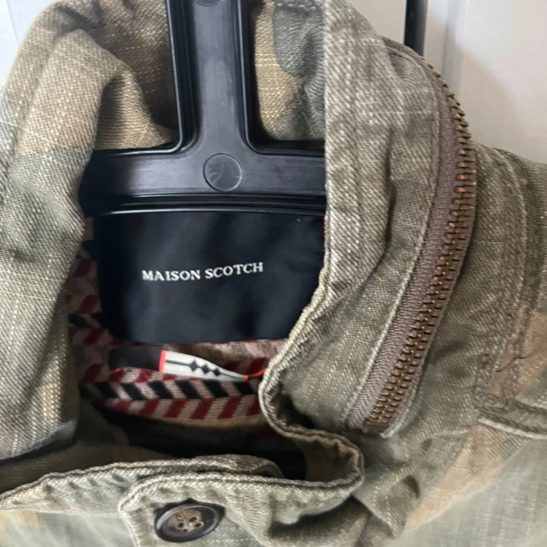 Camouflage vindjacka från Maison Scotch - 2