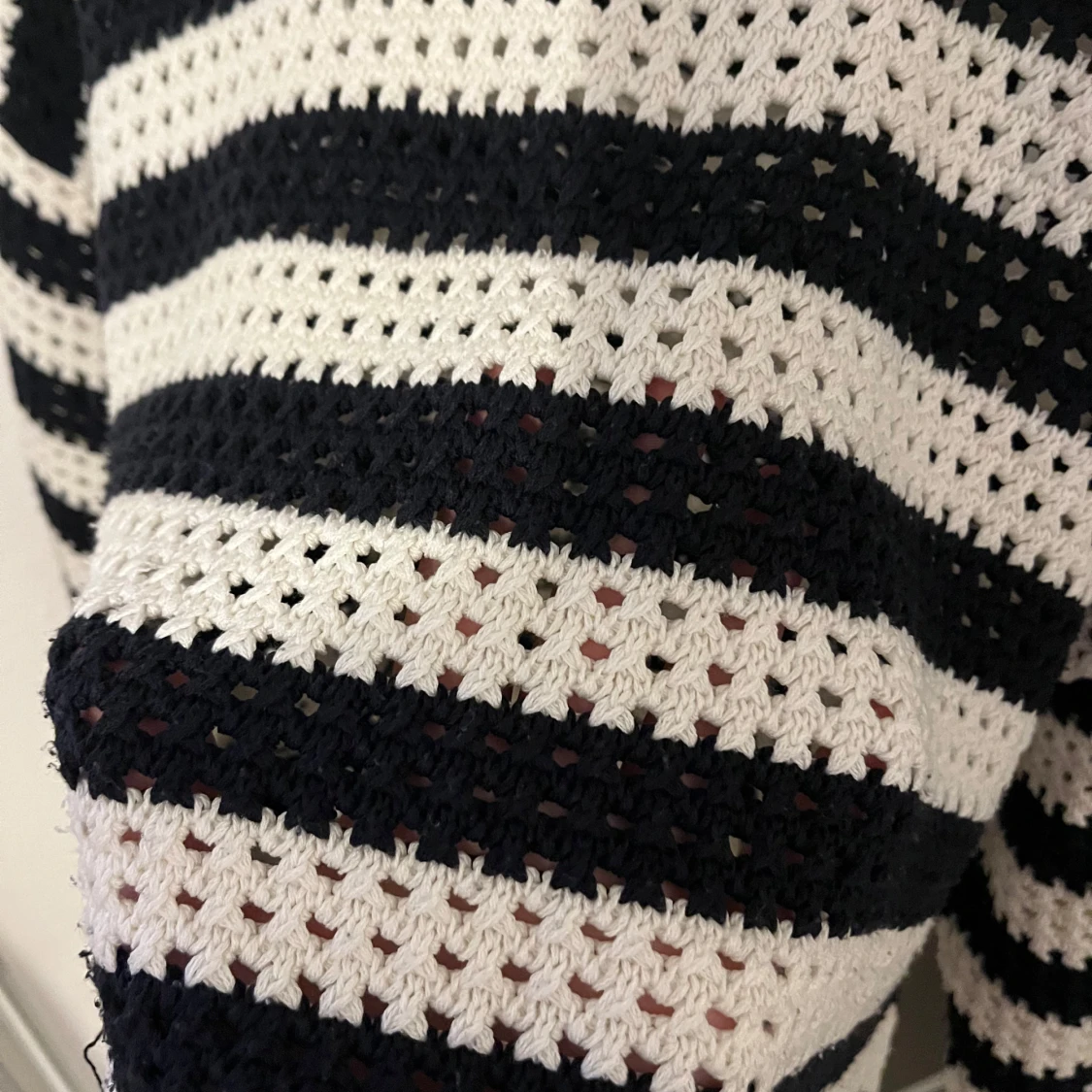 Randig stickad tröja från MNG - 1