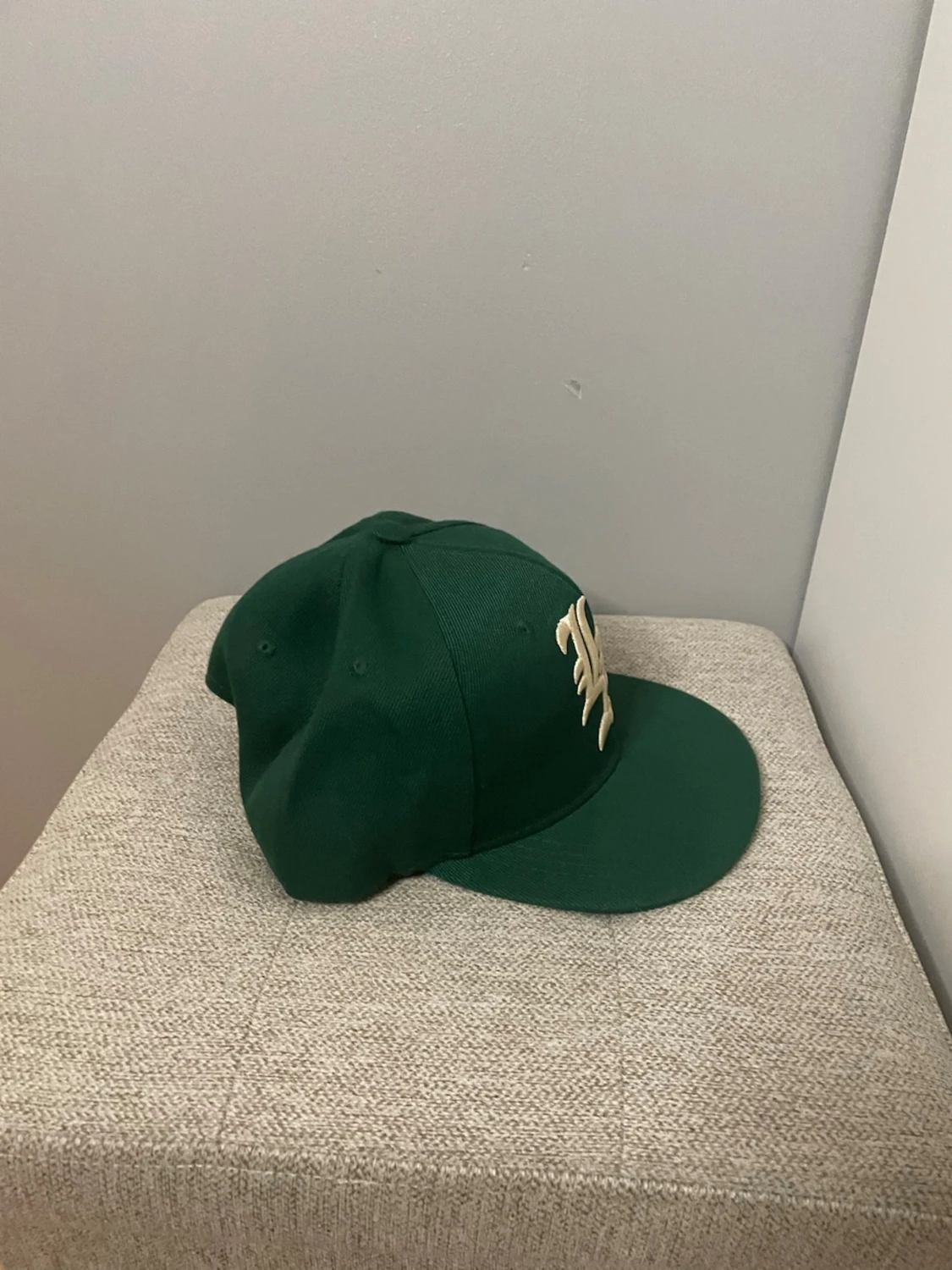 Grön LA keps med broderad logga - 1