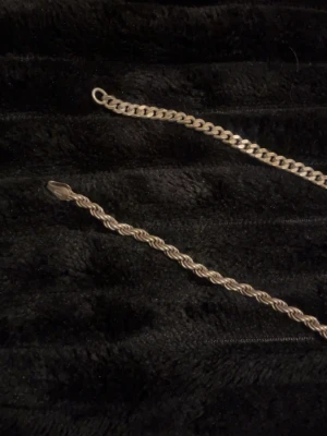 Silver kedjor - Två äkta silver kedjor med 925 stämpel för ett bra pris