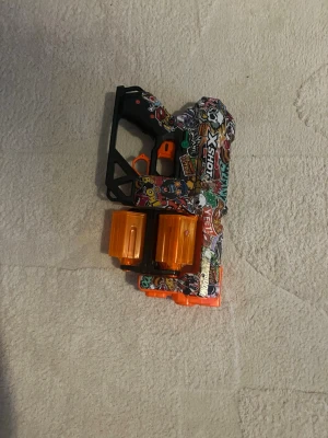 Nerfgun - Ny använd 5-7  gånger